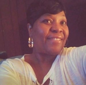 Meet your Posher, Candy